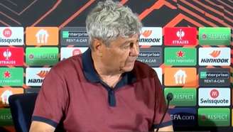 Mircea Lucescu, treinador da Romênia – Reprodução de vídeo