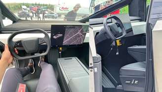 Cybertruck: imagens do interior do carro teriam vazado no Twitter