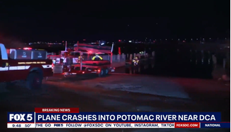 Bombeiros trabalham no resgate de vítimas