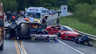 Ferrari se envolve em acidente em Piedade (SP)