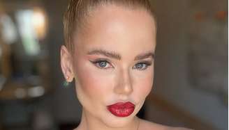 " Alguns erros que cometi foram por acreditar no amor", afirma Marcela Tomaszewski