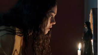 Gerluce (Sophie Charlotte) transformou Santa Rita em cúmplice de seu plano de roubas de ricos corruptos para salvar a vida dos pobres