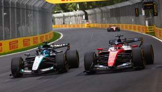 Batalha emocionante entre George Russell e Charles Leclerc pela liderança nas primeiras voltas do Grande Prêmio da Austrália  