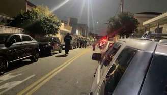 Policial é baleado em tentativa de assalto em São Bernardo do Campo.