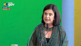 Nísia Trindade em discurso durrante a cerimônia de posse do seu sucessor no Ministério da Saúde, ministro Alexandre Padilha.