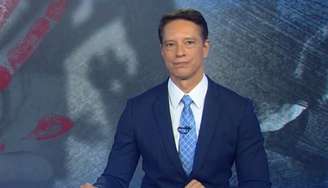 Sergio Aguiar pouco antes de deixar às pressas a bancada do 'JR' para buscar atendimento médico