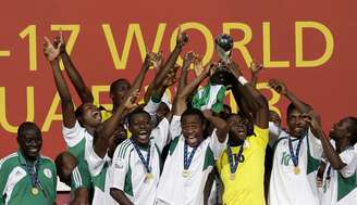 Nigéria comemora conquista do Mundial Sub-17 depois de triunfo sobre o México em Abu Dhabi