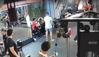 Jovem tem os dois joelhos quebrados após aparelho de academia ceder com 180 kg em Brasília (DF)