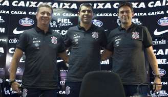 Walmir Cruz, Fábio Carille e Leandro Cuca vão trabalhar juntos no Santos (Foto: Daniel Augusto Jr)