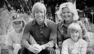 Filhos de Chuck Norris se despedem e relembram legado do ator; saiba quem são