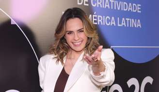 Ana Paula Renault 