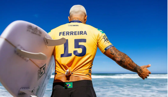 Italo Ferreira caiu nas oitavas em Saquarema