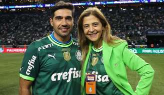 Abel Ferreira e Leila Pereira durante a comemoração do Paulistão-2023 (Foto: Cesar Greco/Palmeiras)