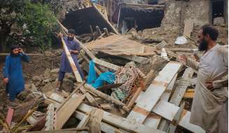 Autoridades do Afeganistão ainda não sabem dizer o tamanho exato do estrago do terremoto