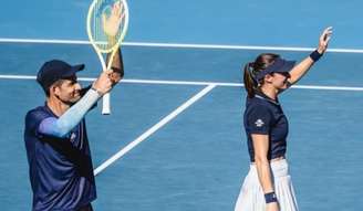 Luisa Stefani está nas semifinais de duplas mistas do Australian Open.