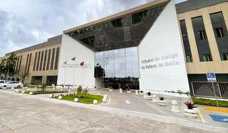 Entrada principal do Tribunal de Justiça da Bahia (TJ-BA)