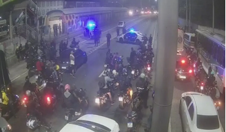 Avenida Brasil ficou fechada por causa de tiroteio no Complexo de Israel