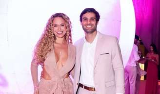 Sarah Andrade e seu namorado, Bruce