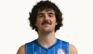 Jogador de basquete espanhol Nicolás Ramírez Pérez morreu aos 22 anos após ser atropelado por um trem