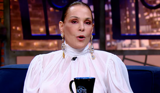 Carolina Ferraz em entrevista ao The Noite