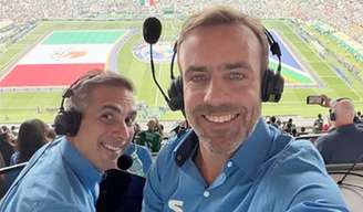 O narrador Gustavo Villani e o comentarista Roger Flores conduziram a transmissão do jogo de abertura da Copa 2026