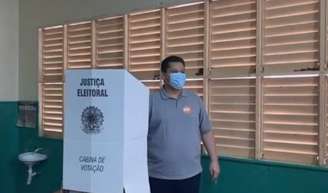 Presidente do Senado, Davi Alcolumbre compareceu a Macapá para votar nas eleições municipais 2020. 