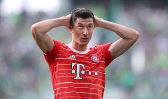 Lewandowski quer deixar o Bayern rumo ao Barcelona (Foto: RONNY HARTMANN/AFP)
