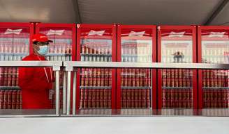 Venda de cerveja durante o FIFA Fan Festival em Doha