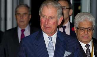 Famosos não aceitam convite para coroação de Rei Charles III.
