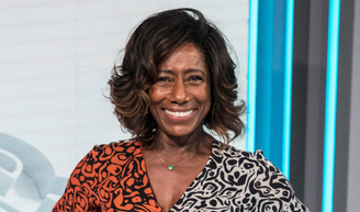 A morte de Gloria Maria completou dois meses no último domingo (02) e, agora, os fãs têm a oportunidade de adquirir itens do guarda-roupa da jornalista.