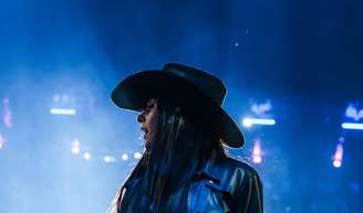 Ana Castela, cantora