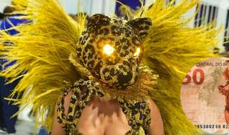 Paolla Oliveira na nota de R$ 50? Petição inusitada envolvendo a atriz causa na web.