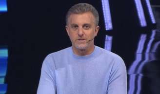 Luciano Huck ficou chocado com respostas no The Wall