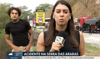 'Desnecessário': detonado na web, MC Livinho se desculpa por invadir matéria ao vivo da Globo em tragédia com 3 mortos em estrada.