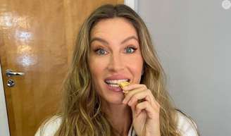 Qual é o segredo do corpo de Gisele Bündchen? Modelo segue dieta com água com limão e tomate.