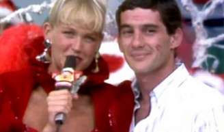 Cadê a sororidade?': diretor ataca Xuxa por postura no velório de Ayrton Senna e acusa apresentadora de posar de 'viúva' do piloto.