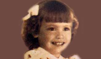 Regina Duarte nasceu em 05 de fevereiro de 1947.