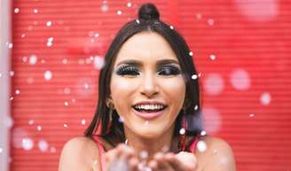 Maquiagem de graça no Carnaval: veja onde encontrar serviço gratuito de O Boticário.