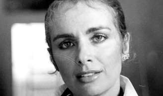 Isis de Oliveira foi tirada de novela da Globo de forma polêmica com suposta alfinetada na TV: 'Excesso de faltas no trabalho'.