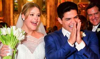 Vestido de noiva clássico com saia bordada e mais: a roupa de casamento da filha de Tom Cavalcante, Maria Cavalcante.