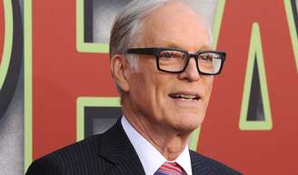 Morre aos 90 anos ator Richard Chamberlain, da série fenômeno de audiência do SBT 'Pássaros Feridos' a dois dias do aniversário. Recorde carreira.