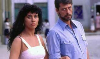 Há 4 anos, Flávio Galvão, o Comandante Dário de 'Tieta', esposo da Mulher de Branco, fez papel importante em outra novela, mas nunca apareceu.