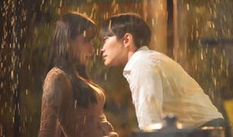 Dia do Beijo: de 'Sorriso Real' a 'Goblin', esta é a lista dos 7 melhores beijos de doramas de todos os tempos.