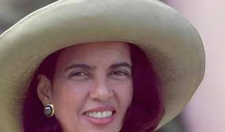 Internada com câncer, Lúcia Alves conheceu ex-marido, Fred Schlesinger, na adolescência, aos 16 anos, nos anos 1960: 'Consegui 1º papel para ela no teatro'.