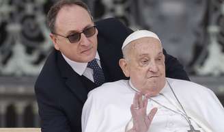 O 'anjo da guarda' de Papa Francisco: quem é o enfermeiro Massimiliano Strappetti, que acompanhou o religioso até o último suspiro?.