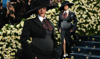 Rihanna está grávida! Com look grifado, cantora encerra o Met Gala 2025 em grande estilo à espera do 3º filho com A$AP Rocky!.