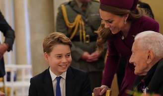 Aos 11 anos, príncipe George passa por 'maior compromisso' com a Família Real e enche pai, William, de orgulho.