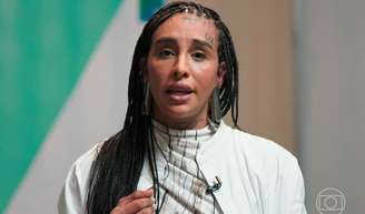 Linn da Quebrada falou abertamente sobre a sua internação por uso de drogas.