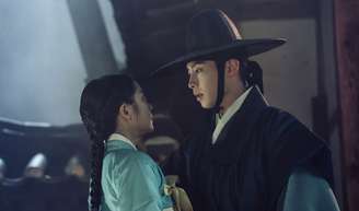 Chegou completo da Netflix: o novo dorama de época 'Querido Hongrang' vai te viciar neste fim de semana com 11 episódios.