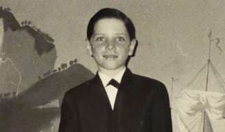 Roberto Justus em foto de criança: filha Fabiana Justus revelou registros raros do pai na web.